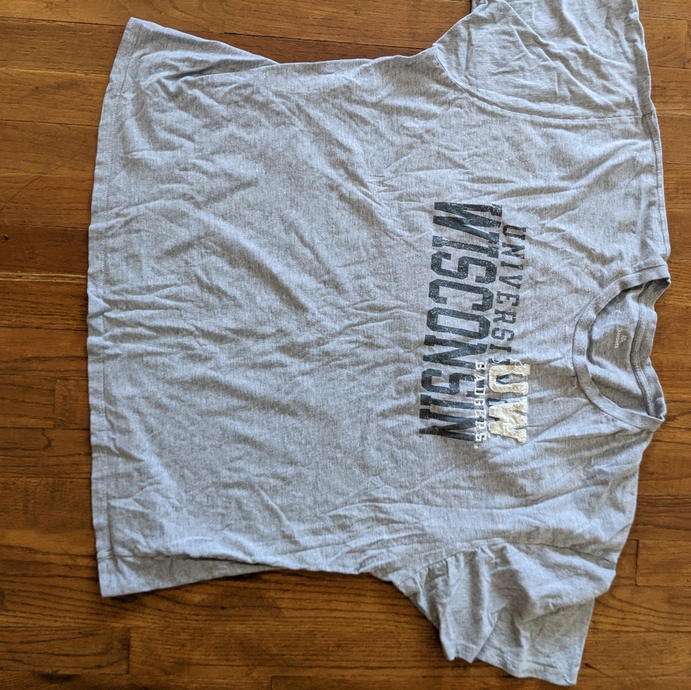 3XL Wisconsin Badgers T-shirt Grey University Top